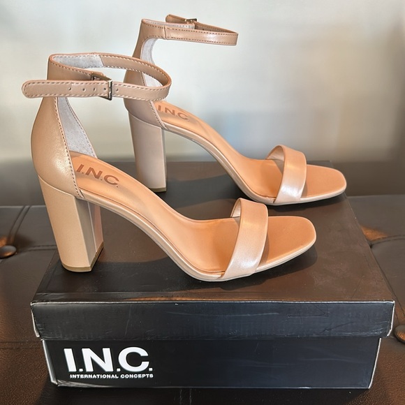 INC Lexini Dark Almond Sandals 7.5M - Picture 6 of 8